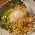 吾割食堂 - レタスチャーハン(温玉のせ)(^-^)/