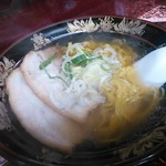 こく一番 ラーメン みどりや - チャーハンについてくるラーメン