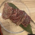 Yakiniku Sudaku Kazokutei - イチオシの近江牛赤身ロース