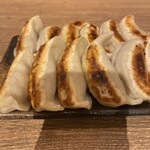 Nikujiru Gyouza No Dandadan - 肉汁焼餃子(2人前)