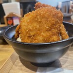 Niigata Katsudon Tarekatsu Jimbou Chousuzurando Oriten - 二段もりかつ丼