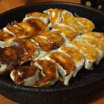 鉄なべ - 焼き餃子