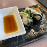Kaiten Zushi Toppi- - 生牡蠣