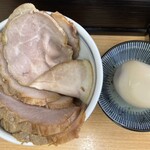 Chibaya - 男はいつだって焼豚と煮卵