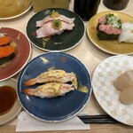 廻転寿司　まぐろ問屋 めぐみ水産 - 