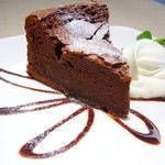 Cafe SHUKRA - チョコレートケーキの定番、ガトーショコラ。