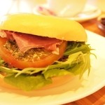 Cafe SHUKRA - ベーグルサンドイッチ