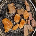 月波　炭火焼肉 - 