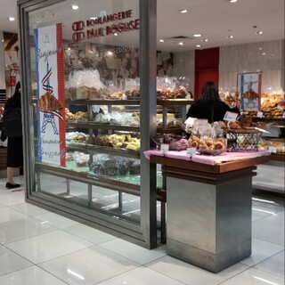 ポール・ボキューズ・ベーカリー_2