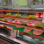西邑かしわ専門店 - ショーケース