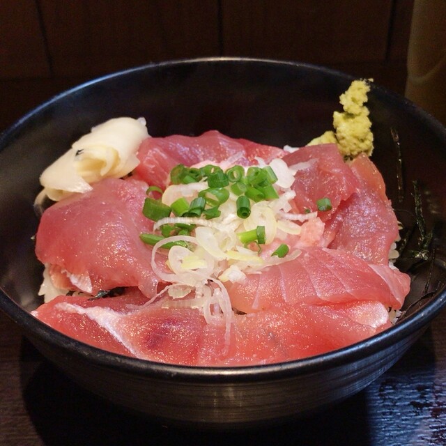 閉店】鮪市場 小田急海老名店 （まぐろいちば） - 海老名/海鮮丼