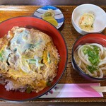 めん処 清水庵 - かつ丼　(ミニうどん付)