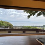 マリティーム - ダイニングルーム(夕食時)