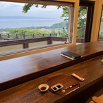 マリティーム - ダイニングルーム(夕食時)