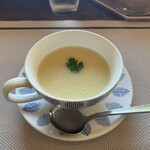マリティーム - 新玉葱のスープ