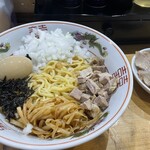 背脂煮干中華そば 和市 - 