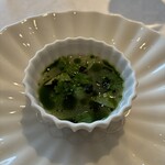 Geranium - Oysters, seaweed pearls & cold vegetable juice