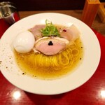 RaMen TOMO TOKYO - 鴨と山椒七味の白醤油RaMen ゆず塩味玉入 1400円