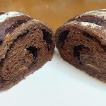 オーブンズ - チョコレートブレッド断面