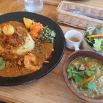 Electric Beans Cafe 豆電球 & Spice Curry Delico - 