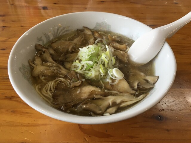 悲報！舞茸ラーメン1150円！！Σ(ﾟдﾟlll)』by 94yuri : 愛山渓ドライブ