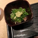 245352247 - たたき