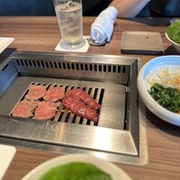 焼肉うしごろ 新宿三丁目店 - 