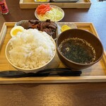 モツ煮 TaKaNo家 - 