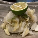 Kushiyaki Apacchi - 白才すだち漬物（380円＋税）