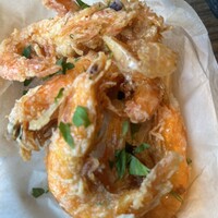 grigio la tavola - 