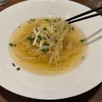カントニーズ 燕 - 