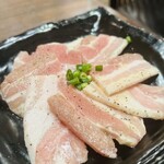 Miudai Monnaka Yakiniku Tecchan - 豚カルビ