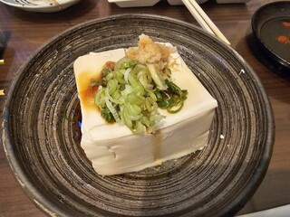Umaimon Do Korokamado - 黒石豆腐