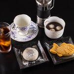 Japanese Confectionery set (with drink)