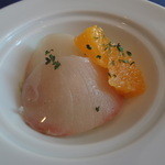 カジュアルフレンチ アミューズ - 2014/2：Cランチコース①前菜、ひらまさのソフトスモーク