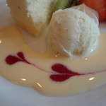 カジュアルフレンチ アミューズ - 2014/２　プチフルコースのデザートはCランチと同じ