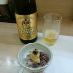 活鮮 四季 - 恵比寿ビールとお通しの蛍烏賊