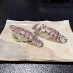一心寿司 - 【シャコ】　奥がオスで手前がメス