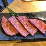 焼肉食堂 かど家    - もう一つのオススメ。　何かは忘れた。　コレもワサビで食べた　ウマい！