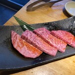 焼肉食堂 かど家    - 