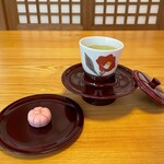 道後温泉別館 飛鳥乃湯泉 - お茶・お茶菓子