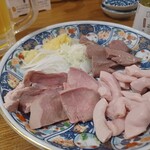 ヤマネ肉店 - 低温調理の3種肉刺し盛り
