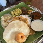 インド家庭料理 ammikallu - 