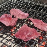 Sumibi yakiniku shichirin bou - 