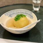 三友居 - 中にはマス