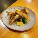 いざかや しん - 春が旬の桜鯛(真鯛)と筍の焼物です(o^^o)