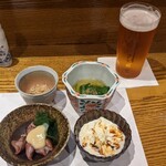 Kisetsu Ryouri Ichii - しろなのお浸し(右上)、生湯葉(右下)、ホタルイカ酢味噌（左下)、カニのほぐし身(左上)