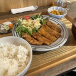 居方食堂 - 