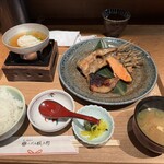 京の米料亭 八代目儀兵衛 - 