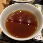 稲庭うどんとめし 金子半之助 コレド室町店 - つゆ